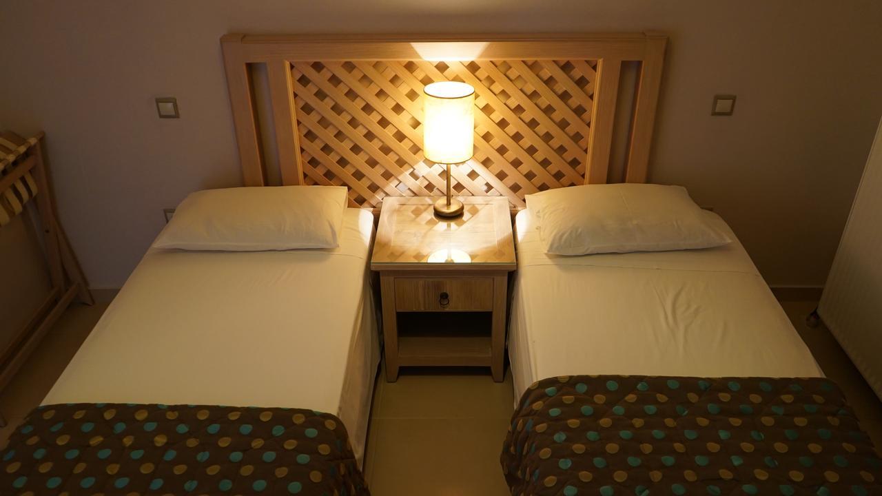 Spiti Nikos Aparthotel Danilia Exterior photo